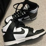 Nike Dunk High Panda Photo 3