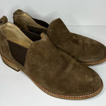 Clarks  Edenvale Page Distressed Suede Vert‎ Olive Slip On Booties Photo 0