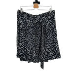 Torrid  Mini Challis Skirtall Black White Dot Print Plus‎ Size 0X Photo 3