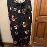 New York Laundry Cute black top with flowers and dots. Size 1X.​​​ Photo 1