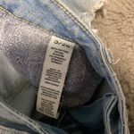 Ariya Jeans Jean Shorts Photo 3