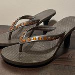 American Vintage vintage Women's Square toe Brown and tan flip flops with rhinestones 7 Photo 0