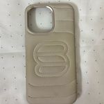 Aritzia  PUFFER CASE Photo 0