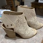 Jessica cline  Booties  Photo 0