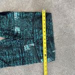 Under Armour * Women's Size M Compression Heat Gear Leggings Activewear Running Photo 2