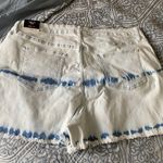 Ava & Viv Women's Plus Size Mid-Rise  Tie Dye Jean Shorts Size 24W Photo 6