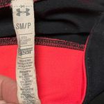 Under Armour AllSeason Gear Women’s Black Fitted Capri Leggings - S - VGUC Photo 2