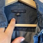 Tommy Hilfiger Top In good condition. No flaws Noted. Size: XS. Photo 1