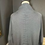 Lululemon  Transformation Wrap Photo 11