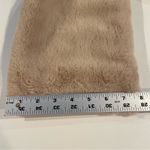 Time and Tru Women’s Faux Fur Winter Scarf Pull Photo 7