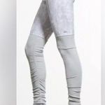 Alo Yoga Vapor Python Snakeskin Goddess leggings size xs Photo 0