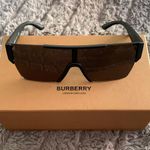 Burberry 100% AUTHENTIC  SUNGLASSES BRAND NEW Photo 0