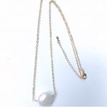 ‎Iridescent Freshwater Floating Pearl Necklace White Photo 3