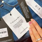 Tahari  RAYON DENIM MID-RISE BERMUDA ROLL CUFF 6/28 MIA short new with tag Photo 2