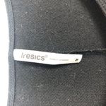 Tresics  Short Sleeve Scoop Neck Top Size M Photo 1