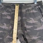 Athleta Camo Farallon Shorts Womens 4 Gray Black Camouflage Drawstring Cotton Photo 6