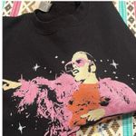 Elton John  Sweatshirt Retro Graphics on Gildan Tag Size Medium Photo 3