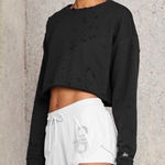 Alo Yoga  The Crew Distressed Pullover Black Size Medium Photo 0