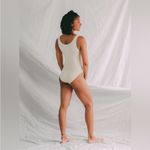 Agnes Cream Scoop Photo 1