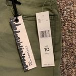 Jones New York Women’s New  Jeans Sutton Capris Photo 2