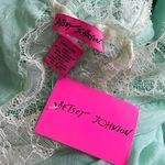 Betsey Johnson  Green Lace Infinity Scarf Photo 2