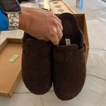 Cushionare Cushionaire Buckle Clogs Photo 4