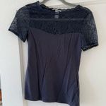H&M women’s Navy Blue Short Sleeve Lace T-Shirt Top Size Small EUC Photo 0
