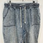 Celebrity Pink  pants Photo 1