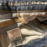 American Eagle  Outfitters Super Stretch X Hi Rise Jegging Distressed 2 Short Photo 7