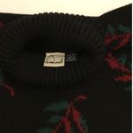 Head VTG Black Holiday Merlot/Green Holly Leaves Wool Turtleneck Sweater… Photo 5