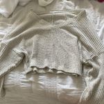 Victoria and Sophia  sweater  Photo 0