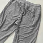 Alo Yoga sweatpants Photo 2