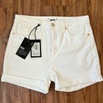 Paige Women’s Cindy Petite White Noise Denim Seersucker Pockets Grand Hem Shorts Photo 0