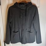 The North Face Medium Jacket, Lightweight and Warm. Excellent Condition. Photo 1