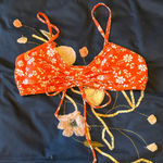 Floral Red Crop Top Size M Photo 0