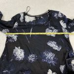 Simply Vera Wang Crinkle Floral Top Blouse Womens S Black 3/4 Handkerchief Hem Purple Photo 5