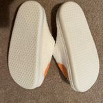 NWT Women’s Cozy Halloween Pumpkin Slippers Indoor and Outdoor White Size undefined Photo 1