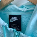Nike Essential Repel windbreaker rain jacket Photo 7