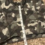 Athleta  Lightning Camo 7/8 Tight Green Small Leggings Photo 7