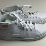 Nike  Women’s Court Royale 2 MI2 Sz 8.5 Photo 3