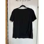 Howdy Black V Photo 4