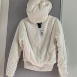 Hot Topic Wubby Front Zip Jacket Photo 6