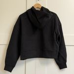 Everlane  Cropped Luxe Fleece Hoodie in Black, Size X-Small Photo 8