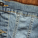 Forever 21 Women’s Vintage  Lightly Distressed Jean Jacket - Size Medium Photo 5