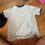 Old Navy  grey t shirt Photo 0