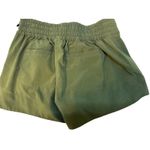 Athleta Hudson Board Travel Olive Green Athletic Shorts Sz 0 Photo 5