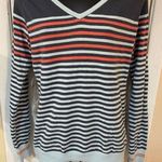 Oakley brand sweater Photo 0