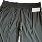 Athleta  NWT Nolita Wide Leg Featherweight Pants in Size 26 Photo 6