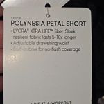 Athleta NWT  Womens Black Floral Polynesia Petal Shorts‎ XS Photo 3