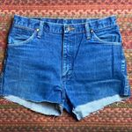 Wrangler VTG CUT OFF COWBOY DENIM SHORTS CLASSIC EQUESTRIAN WESTERN Photo 0